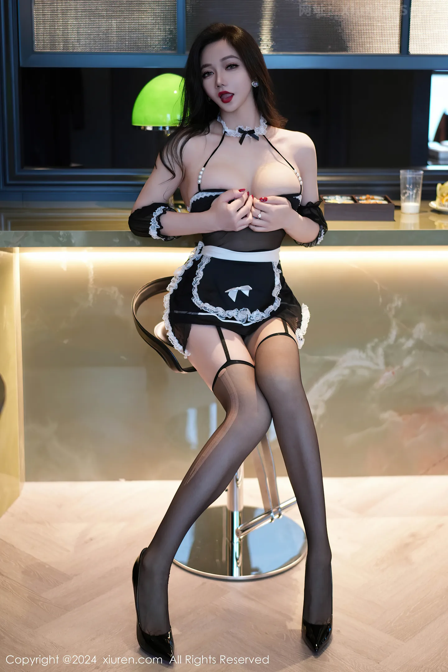 图片[5]-[XiuRen秀人网] VOL.9523 女神心妍小公主性感黑色蕾丝情趣服饰配黑丝吊袜秀娇躯诱惑写真72P-秀人网官方网站